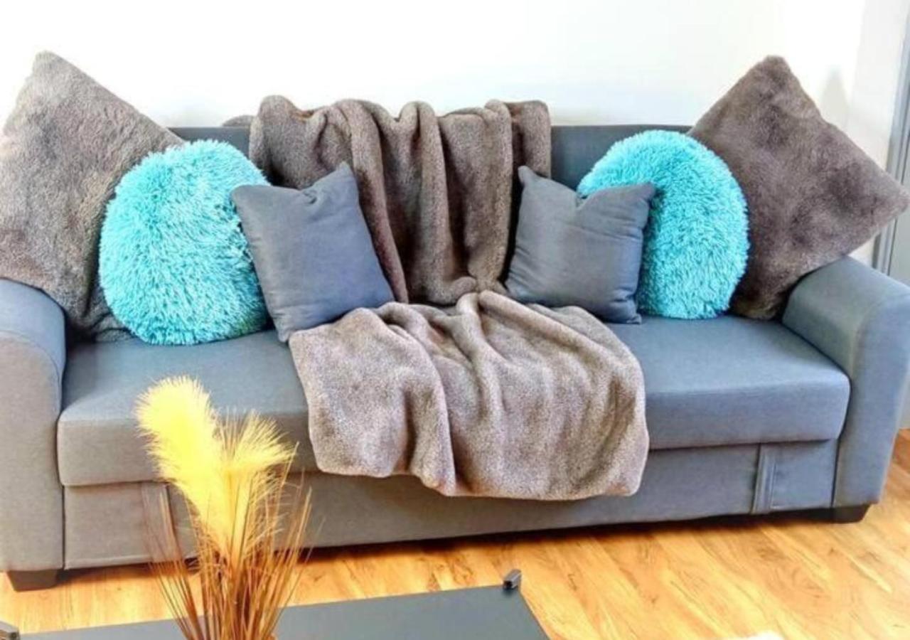 Comfortable 3 Bedrooms Leeds Beach House - Ideal For Family And Contractors - Free Parking For 2 Cars Zewnętrze zdjęcie